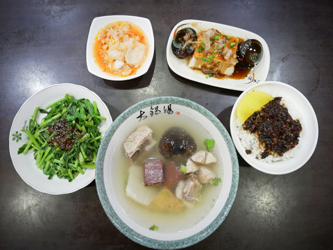 大鍋湯風味小館