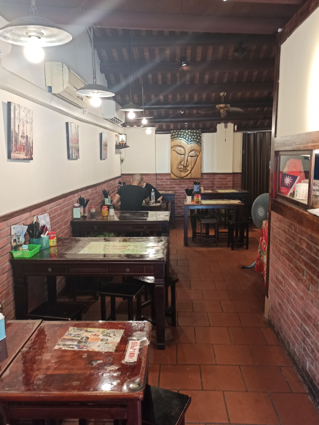 月里嬤的店
