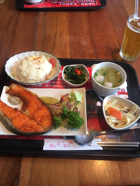 西部牛仔泡沫餐坊