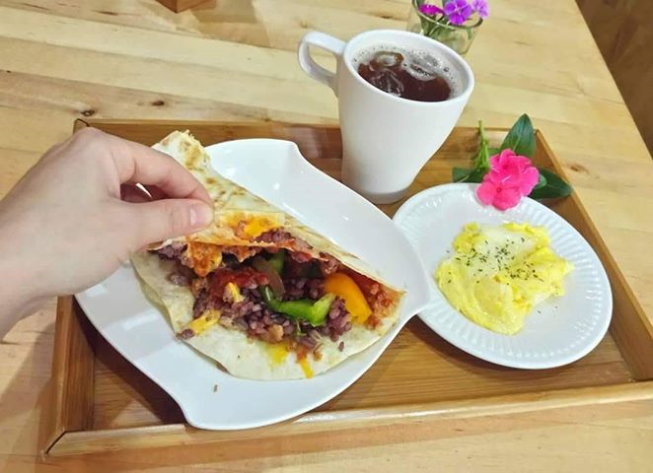 沛里歐早午餐咖啡館