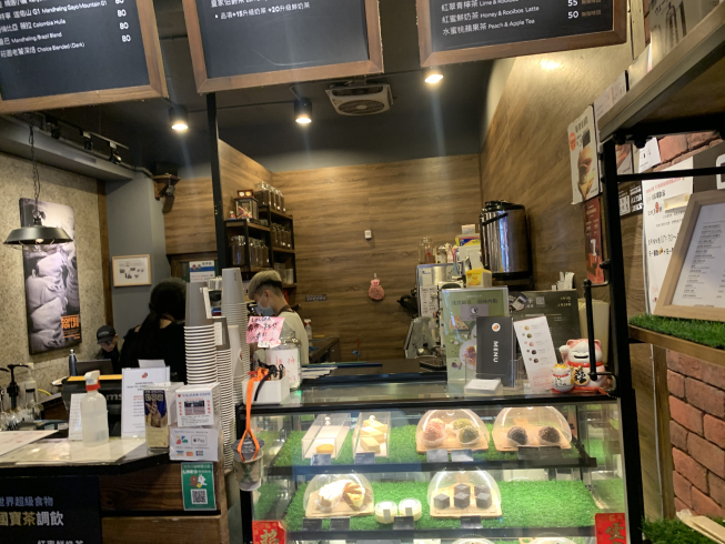 路易莎咖啡-萬華龍山門市