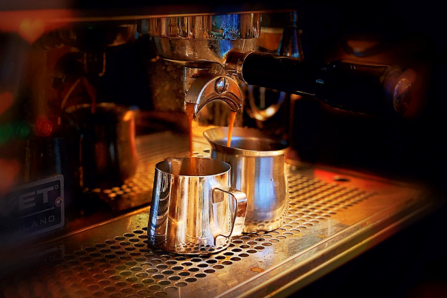 酒樂 CAFÉ