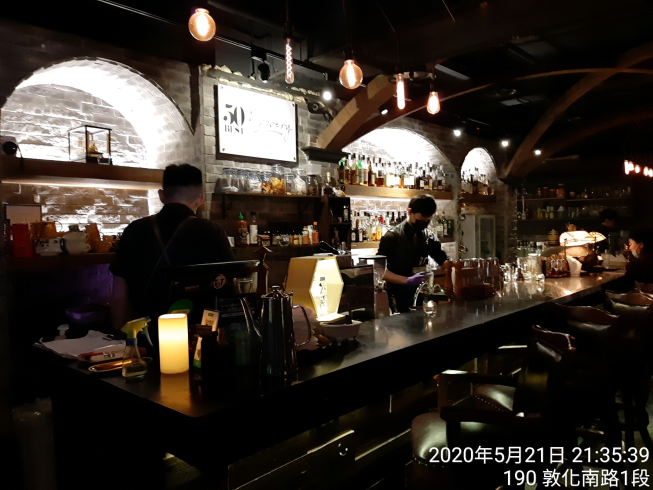 Closet 衣櫥餐酒