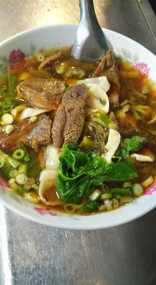 龍岡牛肉麵