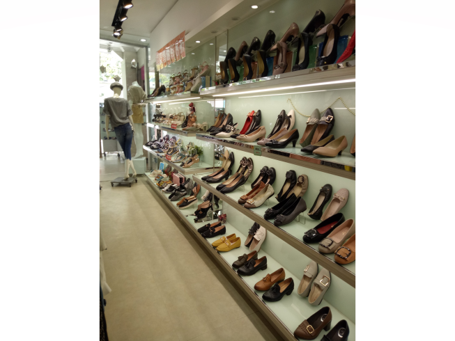 山打努流行鞋品-裕誠店