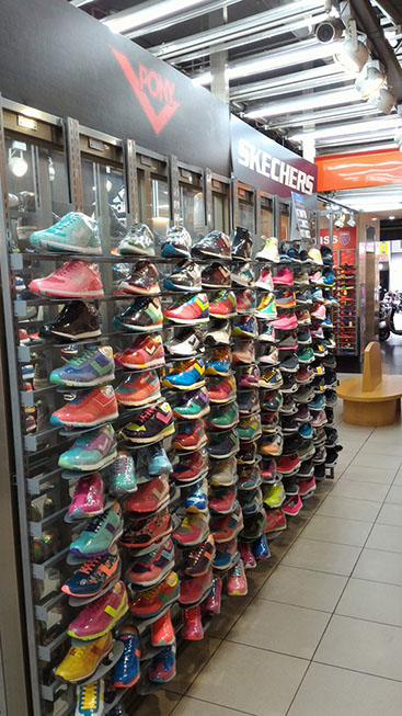 華德體育用品社