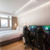 電競旅館 i hotel