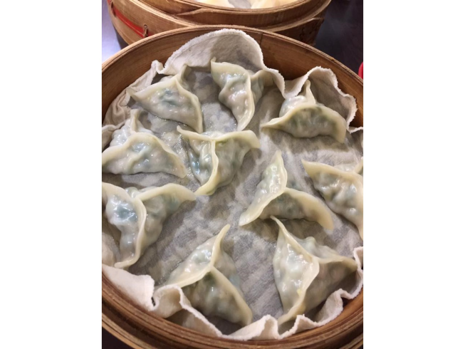何記手工蒸餃店