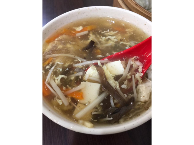 何記手工蒸餃店