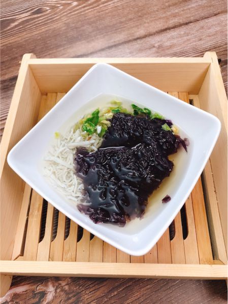 B18.紫菜吻魚湯