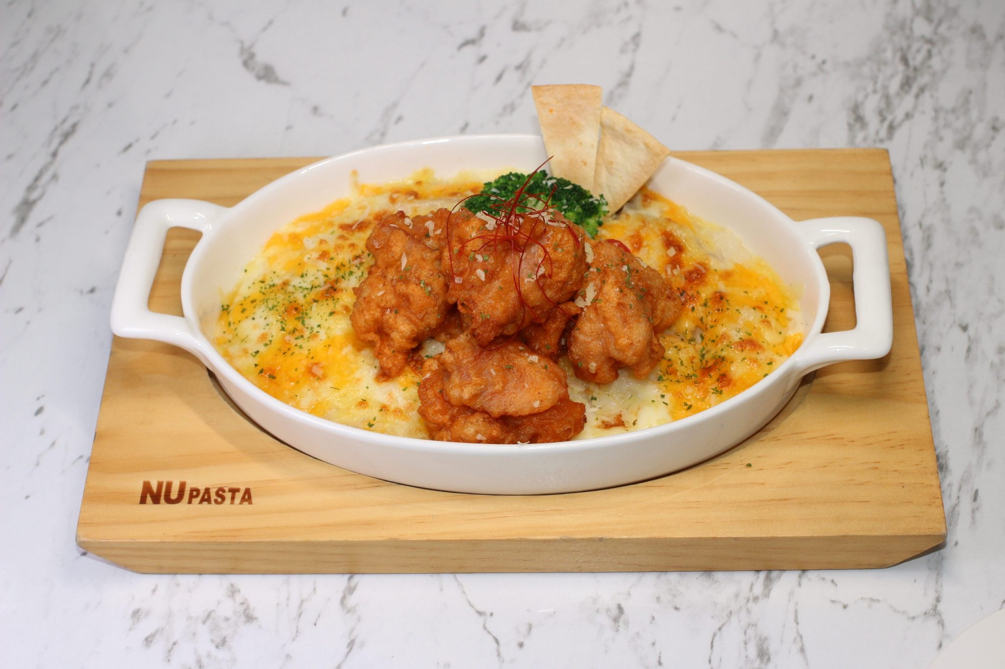 224羅勒青醬香酥嫩雞